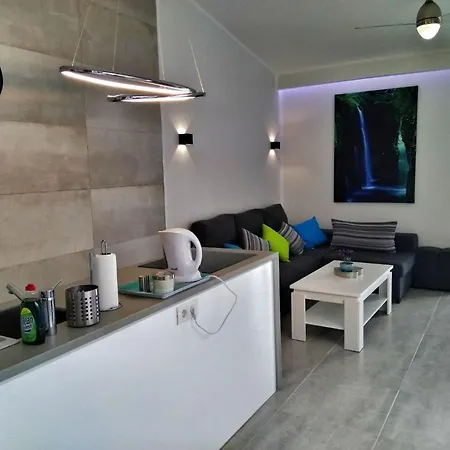 Luxury Renevapartment Island Village 아파트 아데제